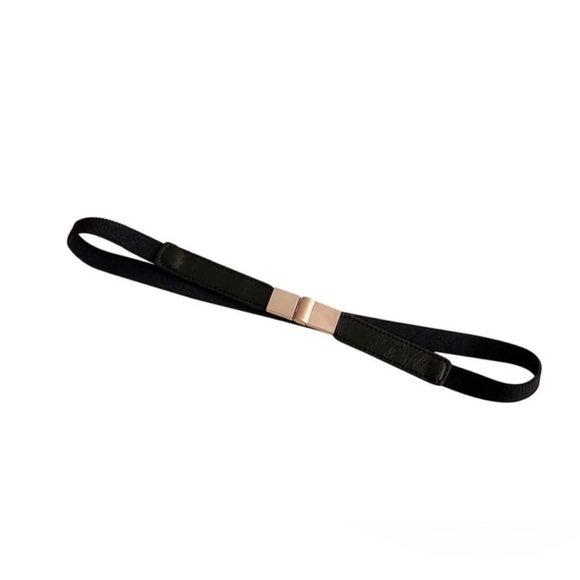 Elegant Black and gold Buckle Skinny Belt ✨?✨